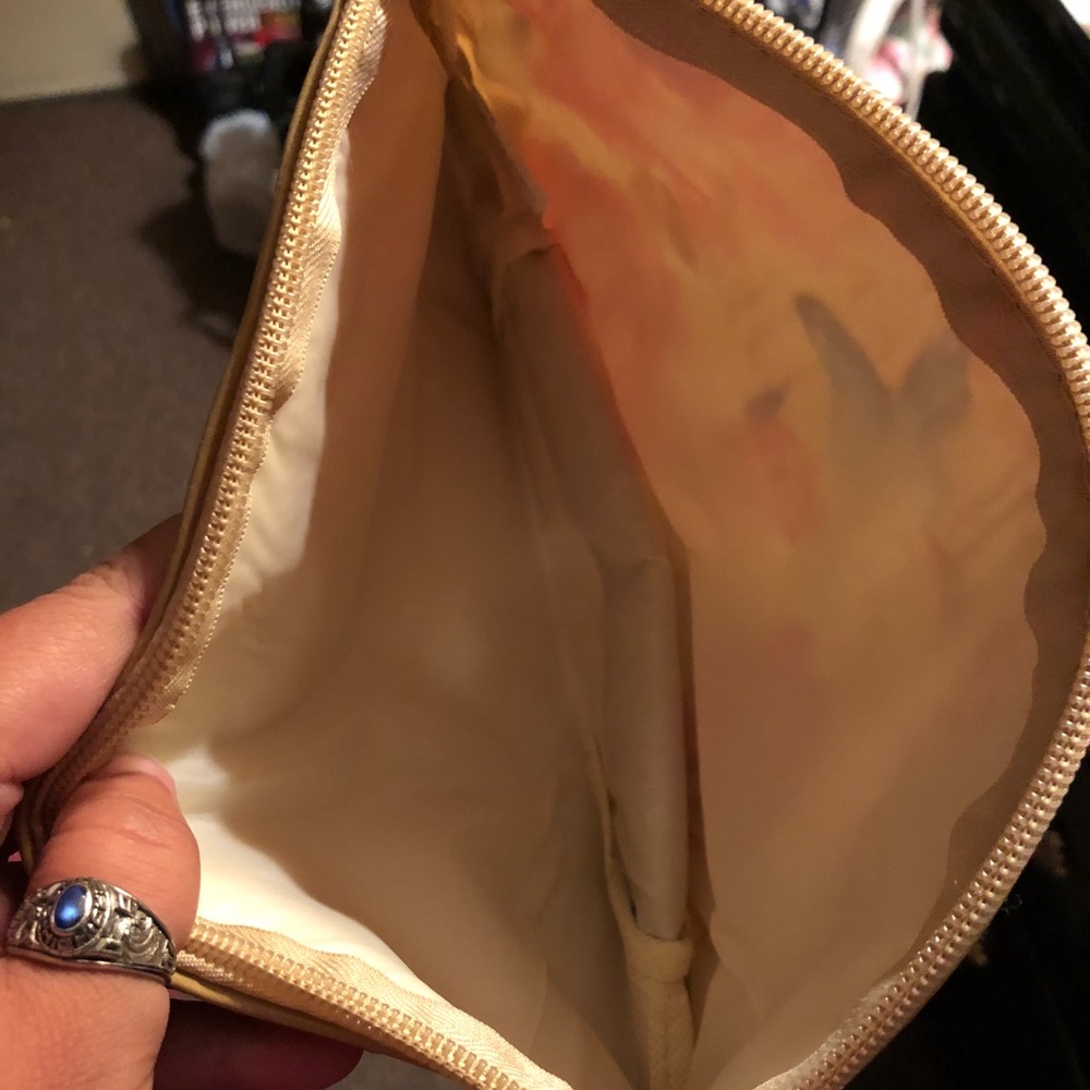 Makeup bag - Picture 2 of 2